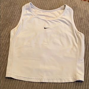 Nike Cropped Workout top/bra